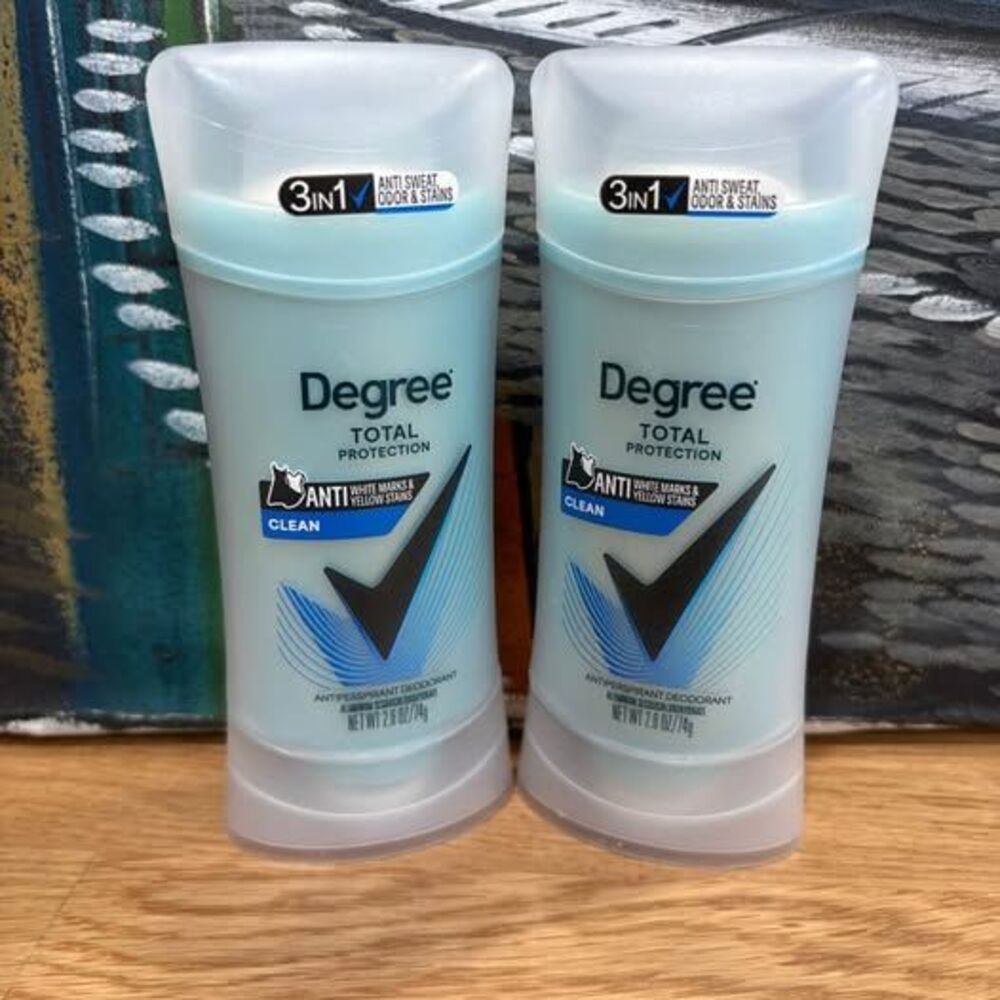 2 Degree Total Protection Clean Antiperspirant Deodorant 2.6 oz